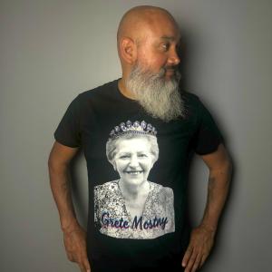 Camiseta "Queen Grete"